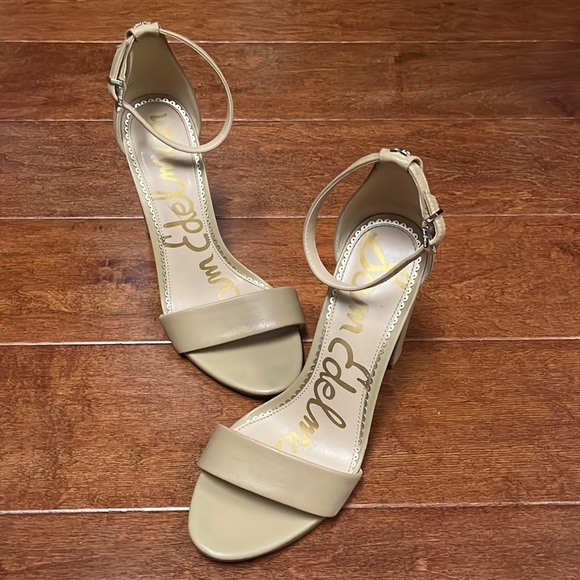 Sam Edelman Nude Strap Sandals - Picture 1 of 7